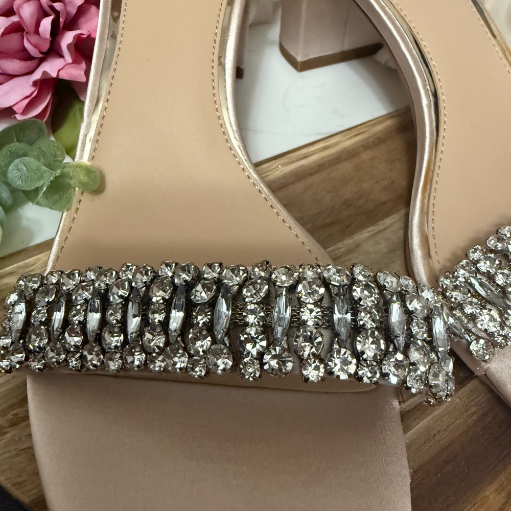 Jewel Badgley Mischka - James Ankle Strap Block Heel - Size 8 - NWOB - Picture 6 of 11